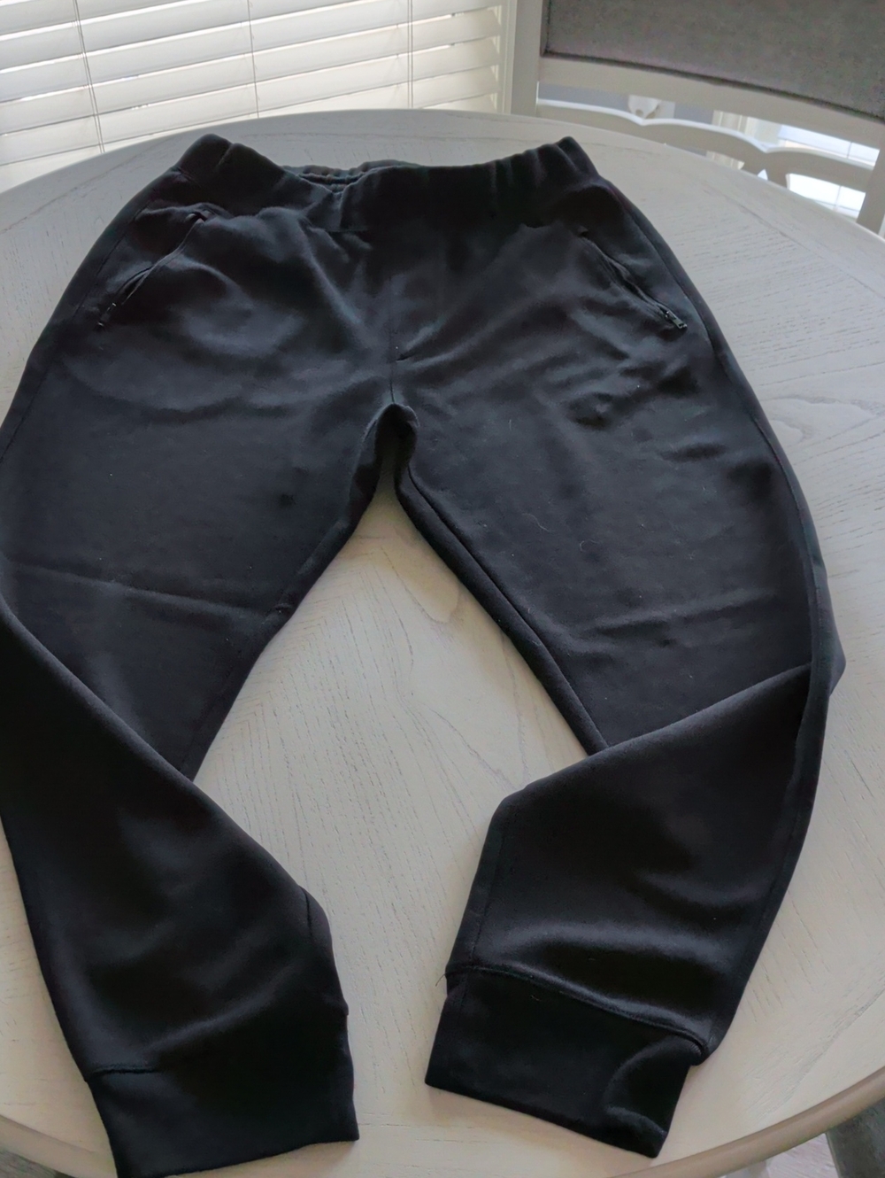 Uniqlo Black Men's Jogger Sweatpants - Zip Pockets
